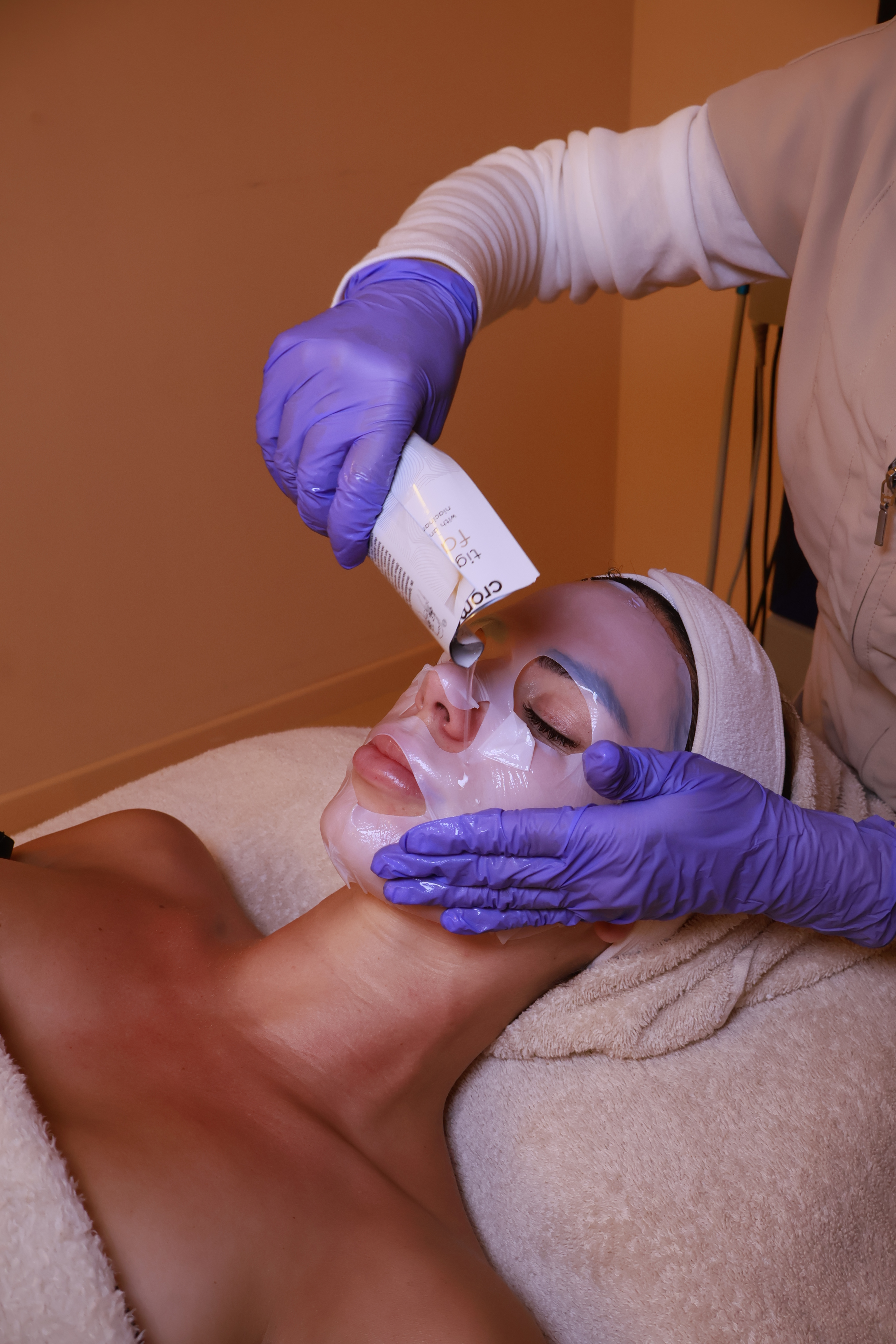 Higiene facial despigmentante Holaglow